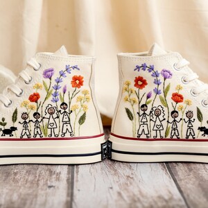 Custom Stick Figure Family Embroidered Converse, Flowers, Family Reunion Stick Figures Embroidered Shoes, Bespoke Family Gifts, Gift for Mom