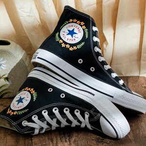 Custom Embroidered Converse Chuck Taylor High Tops, Yellow Converse Embroidery Daisy & Lavender, Custom Floral Embroidered Sneaker, Gift Her