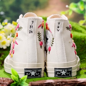 Embroidered Wedding Converse Shoes, Bridal Floral Embroidery Converse, Wedding Flowers Embroidered Sneakers, Personalized Bridal Sneaker