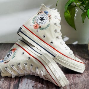 Customized Embroidered Converse Shoes, Graden Flower Embroidered Sneaker, Bridal Flower Embroidered Shoes, Personalized Gifts for Her