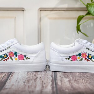 Custom Embroidered Wedding Vans, Couple’s Names Embroidered Vans Shoes, Flower Embroidered Sneaker Custom, Personalized Bridal Sneaker