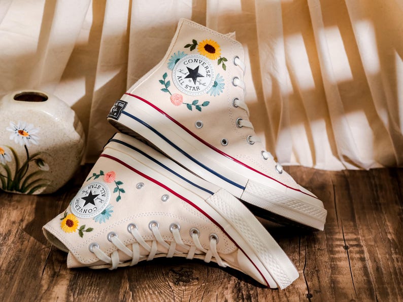 Custom Embroidered Converse High Tops, Custom Shoes Taylor 1970s Flower, Skull Embroidered, Skull Embroidery Converse, Unique Gifts For Her
