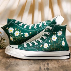 Green Converse Embroidered Daisy, White Flowers Embroidered Converse, Flowers Embroidered Shoes, Floral Embroidered Sneaker, Birthday Gifts