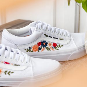 Wedding Vans for Bride, Bridal Flower Embroidered Shoes Custom, White Vans Flowers, Wedding Flowers Embroidered Sneaker Custom, Gift for Her