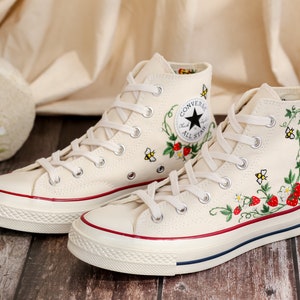 Customized Embroidery Converse Women, Bee and Strawberry Embroidered Converse, Strawberry Embroidered Shoes, Strawberry Embroidered Sneakers