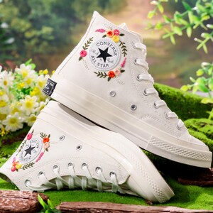 Embroidered Wedding Converse Shoes, Bridal Floral Embroidery Converse, Wedding Flowers Embroidered Sneakers, Personalized Bridal Sneaker