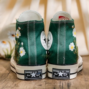 Green Converse Embroidered Daisy, White Flowers Embroidered Converse, Flowers Embroidered Shoes, Floral Embroidered Sneaker, Birthday Gifts
