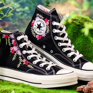Embroidered Converse, Bridal Flower Embroidered Shoes, Wedding Flower Embroidered Sneakers, Personalized Bridal Sneaker, Custom Wedding