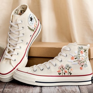Embroidered Converse High Tops 1970s, Flowers Embroidery Converse, Floral Embroidered Shoes Custom, Gift for Best Friend, Birthday Gift