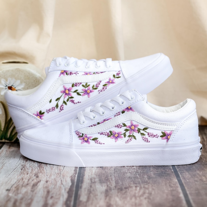 Embroidered Vans Custom, Purple Lily Embroidery Vans for Bridel, Flower Embroidered Shoe, Sneaker Embroidery Floral, Meaningful Wedding Gift