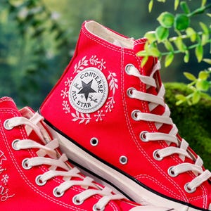 Custom Embroidered Converse Christmas, Noel and Snowflakes Embroidered Converse, Custom Shoes Embroidery Merry Christmas, Christmas Gifts