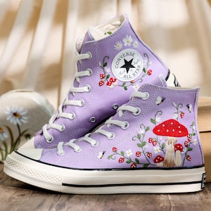 Custom Converse Embroidere Mushrooms, Bee and Strawberry Embroidered Shoes, Converse Embroidery Daisy, Mushroom Embroidered Sneakers for Her