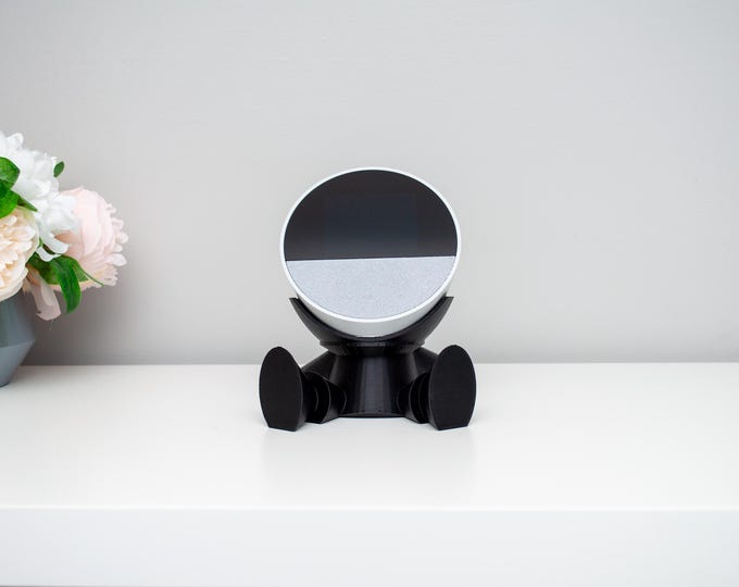 Chillin' Little Guy Stand for Smart Device, 3D Printed Holder