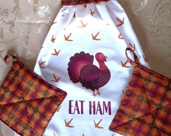 Thanksgiving Hanging Towel and Potholder Set, Turkey Hanging Towel Set, Thanksgiving Decor, Thanksgiving Flour Sack Towel Set, Kitchen Linen