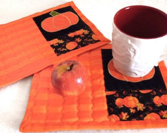 Pumpkin Patch Mug Rug Set of 2, Quilted Handmade Mug Rug, Fall Pumpkin Mug Rug Set, Mini Place mats, Snack Mat, Desk Coaster, Fall Decor