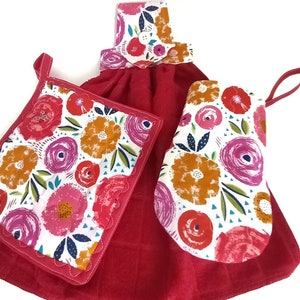 Hanging Kitchen Towel Set, Kitchen Towel,Oven Mitt & Potholder,Kitchen Decor,3 piece Kitchen Set,Kitchen Linens Set,3 Piece Red Kitchen Set