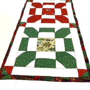 Christmas Patchwork Table Runner, Red and Green Table Runner, Christmas Decor, Reversible Christmas Table Runner, Quilted Holiday Runner.