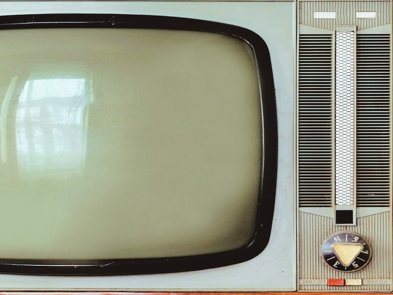 Vintage Samsung Frame Tv Art, Retro Television Photo Image, 556 Digital Download image 2