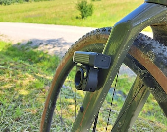 Light Mount for Gravel Fork Bosses MTB Mountain Bike - Fits Onto Any Frame Bosses