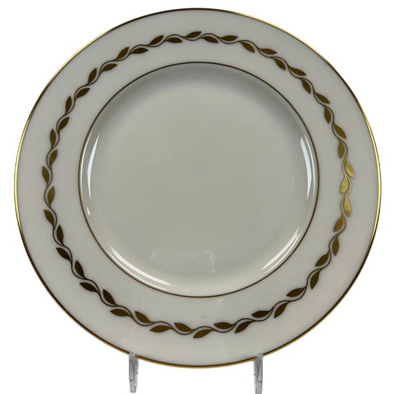 Lenox China Golden Wreath #0-313 Salad Plate 8-3/8