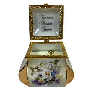 Crown Jewels Delicate Treasures Heirloom Porcelain Music Box