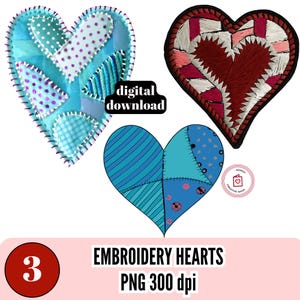 Könnte beinhalten: Drei gestickte Herzen in verschiedenen Stilen. Das erste Herz ist blau und weiß mit einem Patchwork-Muster. Das zweite Herz ist rot und weiß mit einem gestreiften Muster. Das dritte Herz ist blau und weiß mit einem Patchwork-Muster. Die Herzen sind alle in Schwarz umrandet.