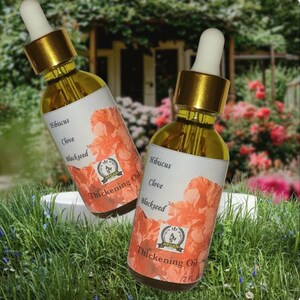 Hair Thickening Oil | Hibiscus,  Clove, & Blackseed