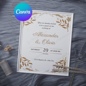 Könnte beinhalten: Weiße Hochzeitseinladung mit goldenen floralen Akzenten. Die Einladung lautet: "Sie sind herzlich eingeladen, Gast auf der Hochzeit von Alexander & Olivia zu sein. Samstag, 29. Dezember um 10:00 Uhr. 123 Ampere St. May City."