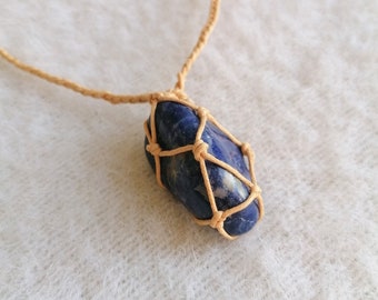 Collana sodalite naturale, pietra della comunicazione, ciondolo artigianale in cotone, idea regalo