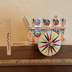 Vintage Costa Rica Painted Wooden Ox Cart/ Lidded Box, 7 Inches Long and 4.5 Inches Tall