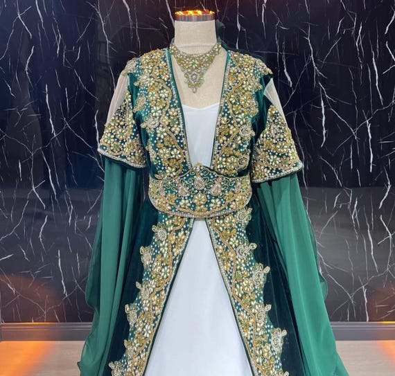 The Queen's Luxurious Dress Green Velvet Turkish Wedding Dress Ottoman Bindalli Caftan L-XL-XXL Gorgeous historical fairy Dress The Queen's Luxurious Dress Green Velvet Turkish Wedding Dress Ottoman Bindalli Caftan L-XL-XXL Gorgeous historical fairy Dress