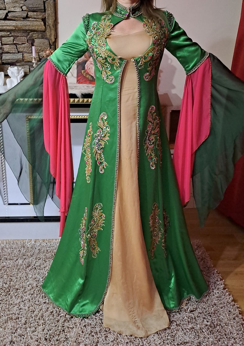 Traditional Vintage Green Turkish Wedding Dress Red Bindalli Turkish Ethnic Folk Wedding Women Costume Kaftan Ottoman Turkish Motif image 9