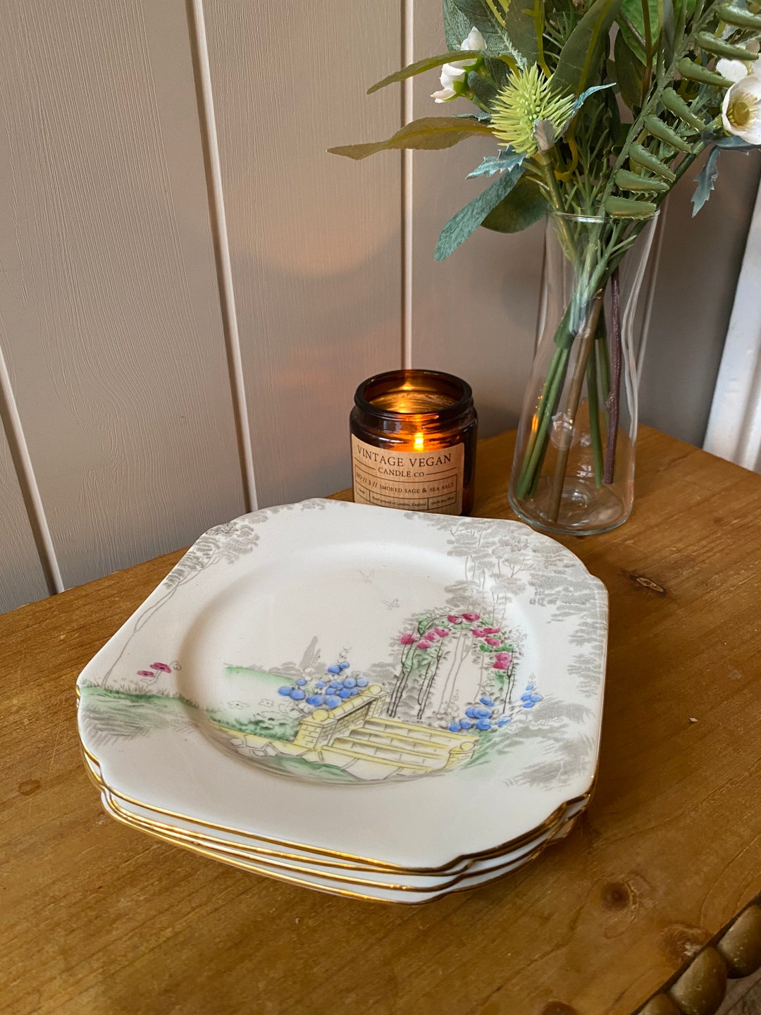 4 Beautiful 1925 Shelly Side Plates Etsy