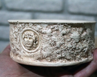 14 cm Medusa Relief Pot with Stone Effect