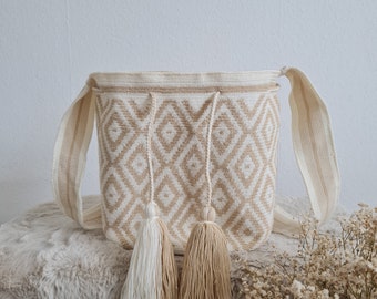 Handgemachte Wayuu Mochilas Tasche | Boho Häkeltaschen | Creme Und Weiß Tote Bag City Bags | Geschenkideen
