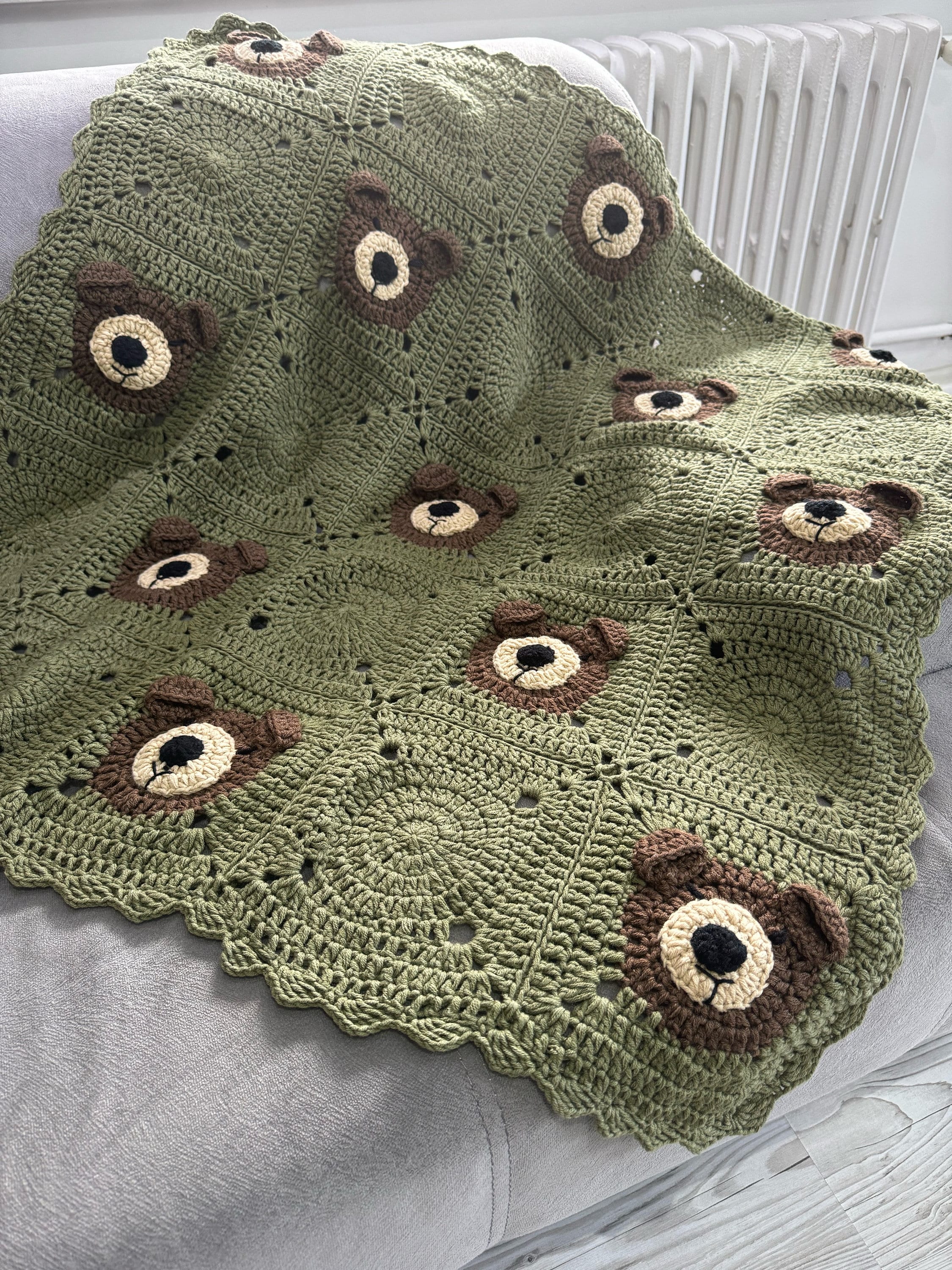 Teddy Bear Baby Shower Gift, Hairloom Baby Blanket, Baby Wrap Blanket, Crochet Animal Stroller, Unique Nursery Decor, Coton Toddler Throw