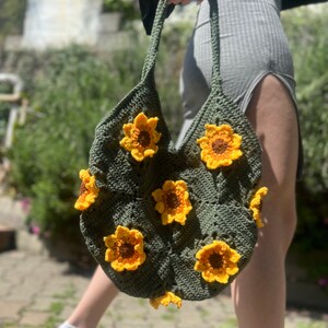 Sunflower Crochet Shoulder Bag, Retro Granny Handbag, Afghan Cotton Bag, Floral Festival Bag, Aesthetic Y2K Tote Bag, Unique Gift for Her
