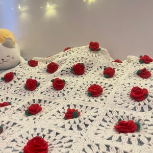 Rose Crochet Blanket, Retro Granny Throw, Unique Afghan Bedspread, Floral TV Blanket, Handmade Home Decor, Statement Housewarming Gift