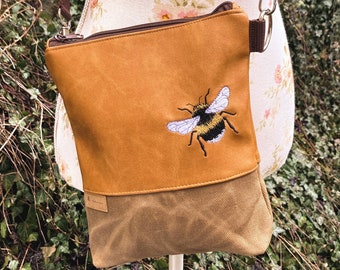 Hummel embroidered bag