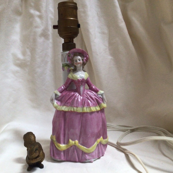 Vintage Southern Belle Pink Lady Porcelain Lamp