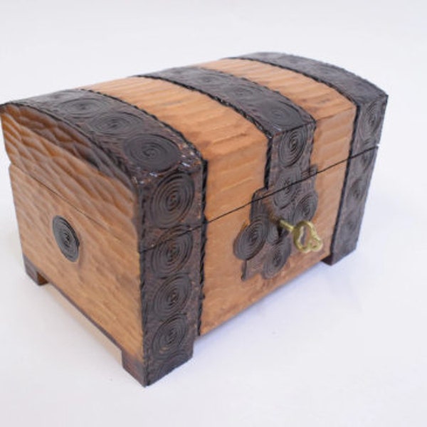 Coffre en bois fait à la main/boîte de coffre au trésor/boîte à souvenirs/bois verrouillable/style vintage/boîte à monnaie/pièces d’or/boîte de pirate/coffre au trésor