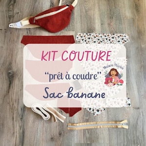 Puede incluir: Kit de costura de riñonera de pana roja, con piezas de tela, cremallera y correas. El kit incluye piezas de tela, una cremallera y correas. El texto de la imagen dice "KIT COUTURE", "prêt à coudre" y "Sac banane".