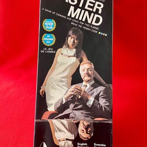 Master Mind vintage code breaking board game by Invicta 1972 complete and superb