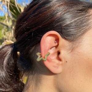 ear cuff no piercing dangle,earcuff no piercing,Cartilage hoop earrings,star ear cuff,dainty earrings,no holes,ear wear,fidget earcuff wrap