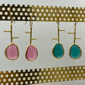 Natural cat&#39;s eye earrings,aesthetic earrings,pinky earrings,fidget earrings, cats eye huggie hoops,anxiety earrings,unusual earrings