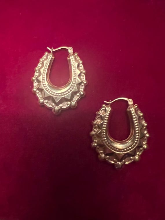 New 9kt yellow gold Victorian style creole earrings