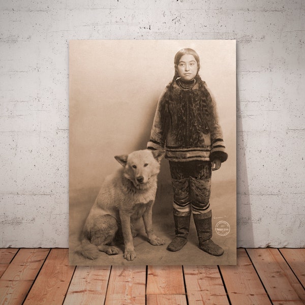 Inuit Mädchen und Hund, Inuit Foto, Inuit Wandkunst, Inuit Druck, Inuit Porträt, Inuits, Inuit Kunstdruck.