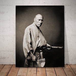 Der letzte Samurai, Yokohama, japanisches Krieger-Porträt, antike japanische Kulturfotografie, Katana-Schwert, Kriegsfächer.