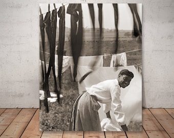 African American Woman Photo Print: Vintage Clothesline Art