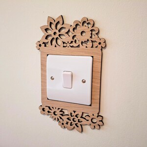 Wooden Daisy Wildflower Light Switch Surround, Floral Room Décor, Nature-Inspired Light Cover, Rustic Wood Light Switch Plate Botanical Home